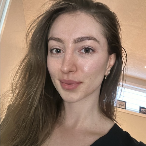 Meet your Posher, Sara - Picture 1 of 1